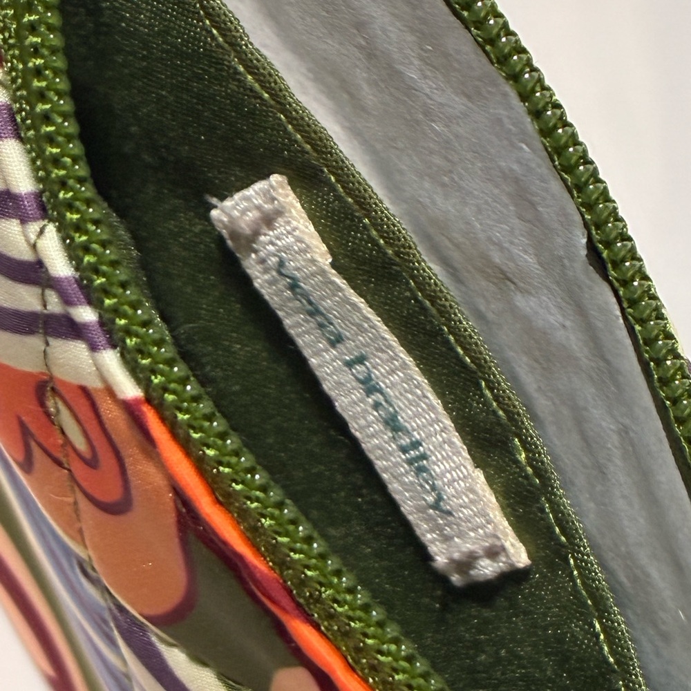 NEW Vera Bradley Ultralight Zip ID Case-Dragonfly By Design - Picture 4 of 4